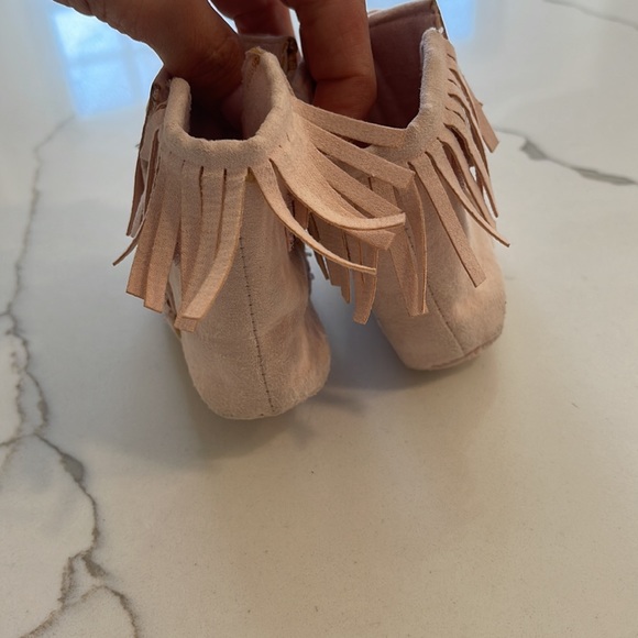 My first Stuart Weitzman crib booties in Infant size 2 - Picture 5 of 8